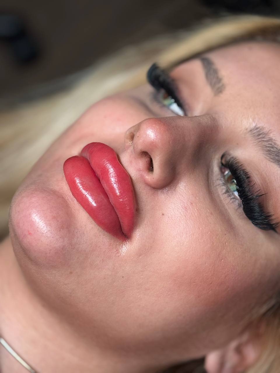 Candy Lips Ergebnis mit strahlendem Farbverlauf im Studio Majida Glam